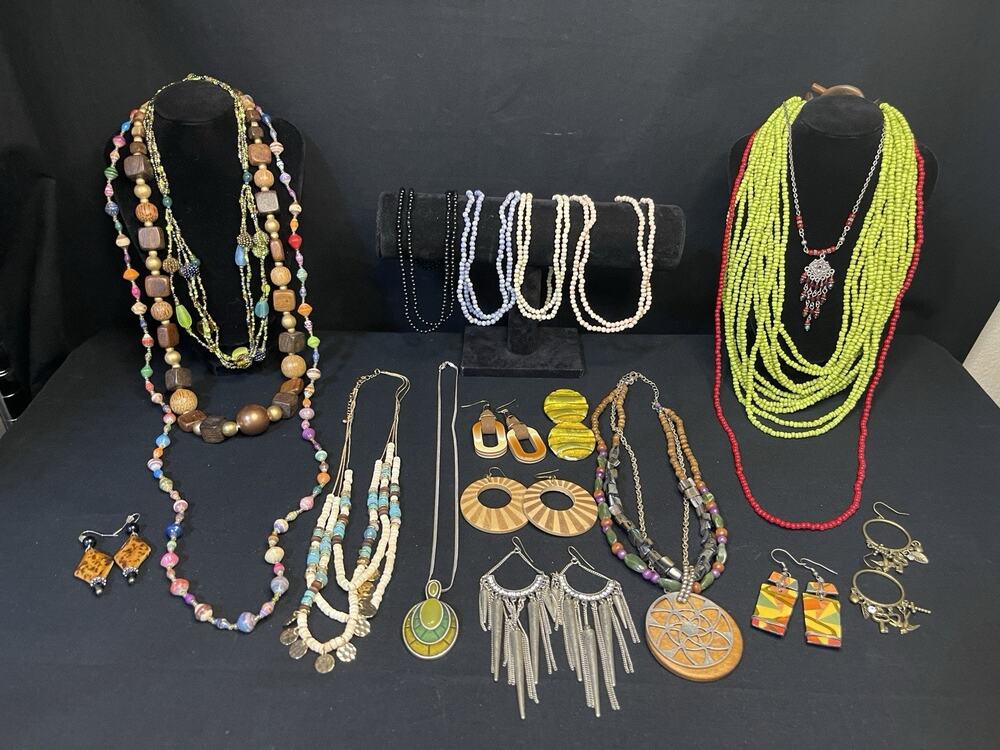 Vintage To Now Boho Costume Jewelry 20 Lot Necklace Earrings Hippie